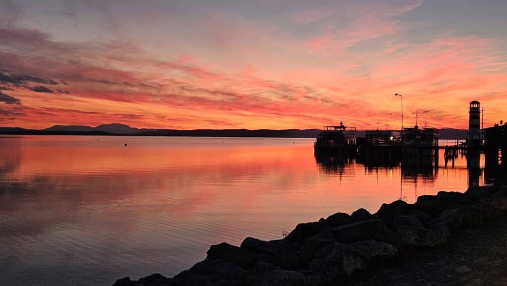 Sonnenuntergangsfahrt – optional mit Weinverkostung